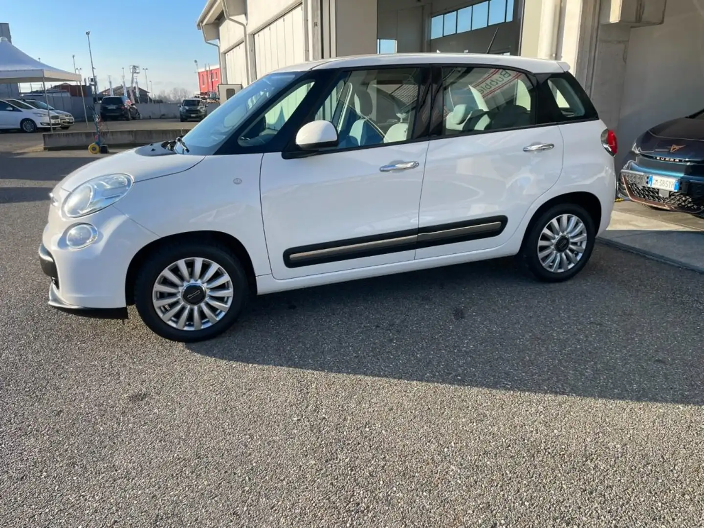 Fiat 500L 1.4 95 CV Lounge Bianco - 2