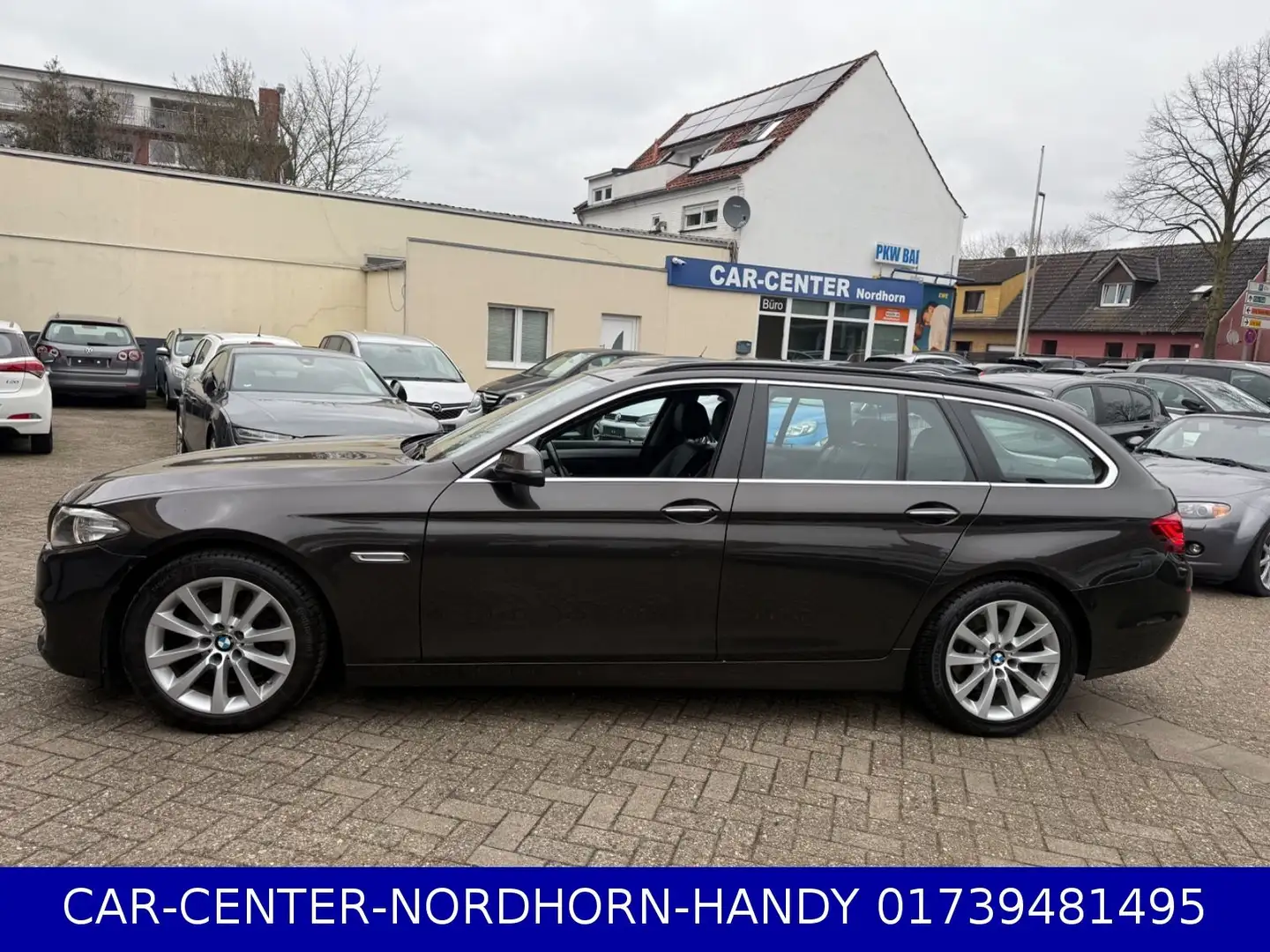 BMW 520 d*NAVI*XENON*190PS*AHK*LEDER**** Schwarz - 2
