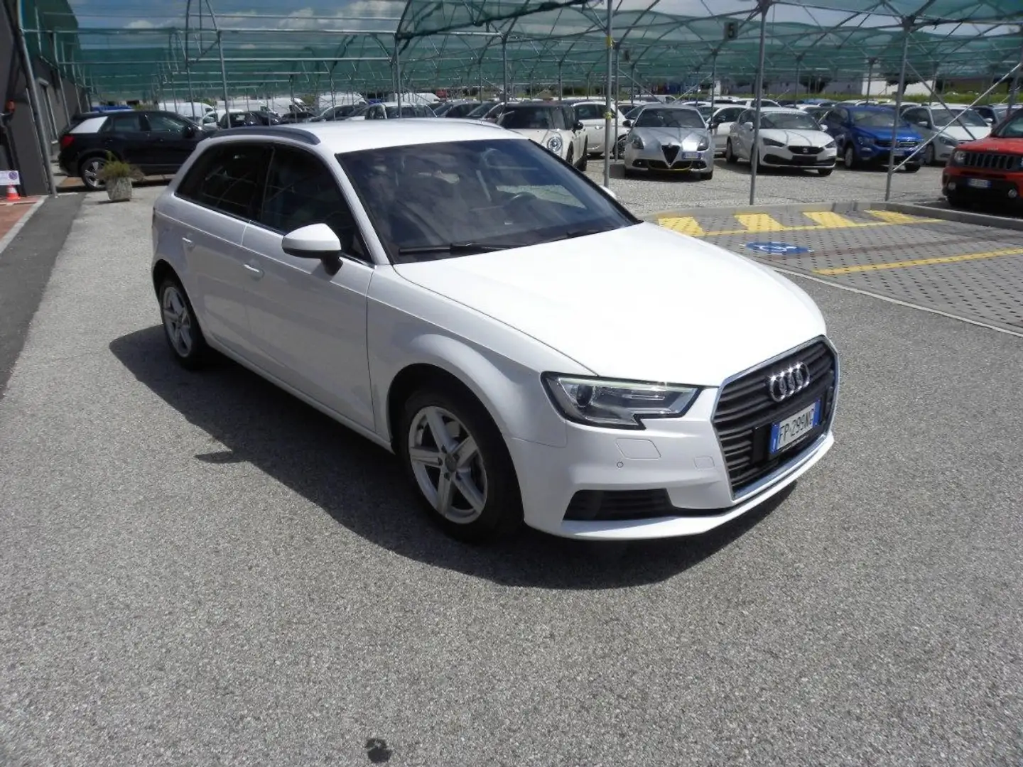 Audi A3 SPB 1.0 TFSI / XENON Bianco - 2