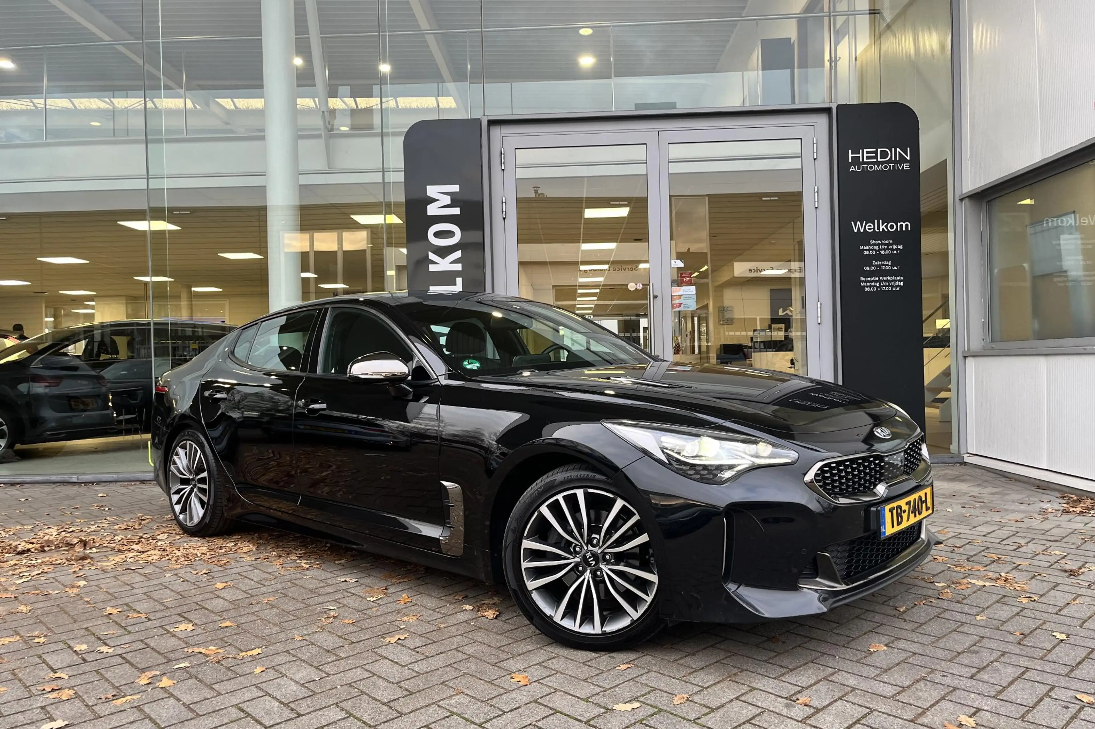 Kia Stinger 2.2 CRDi GT-Line — photo 6
