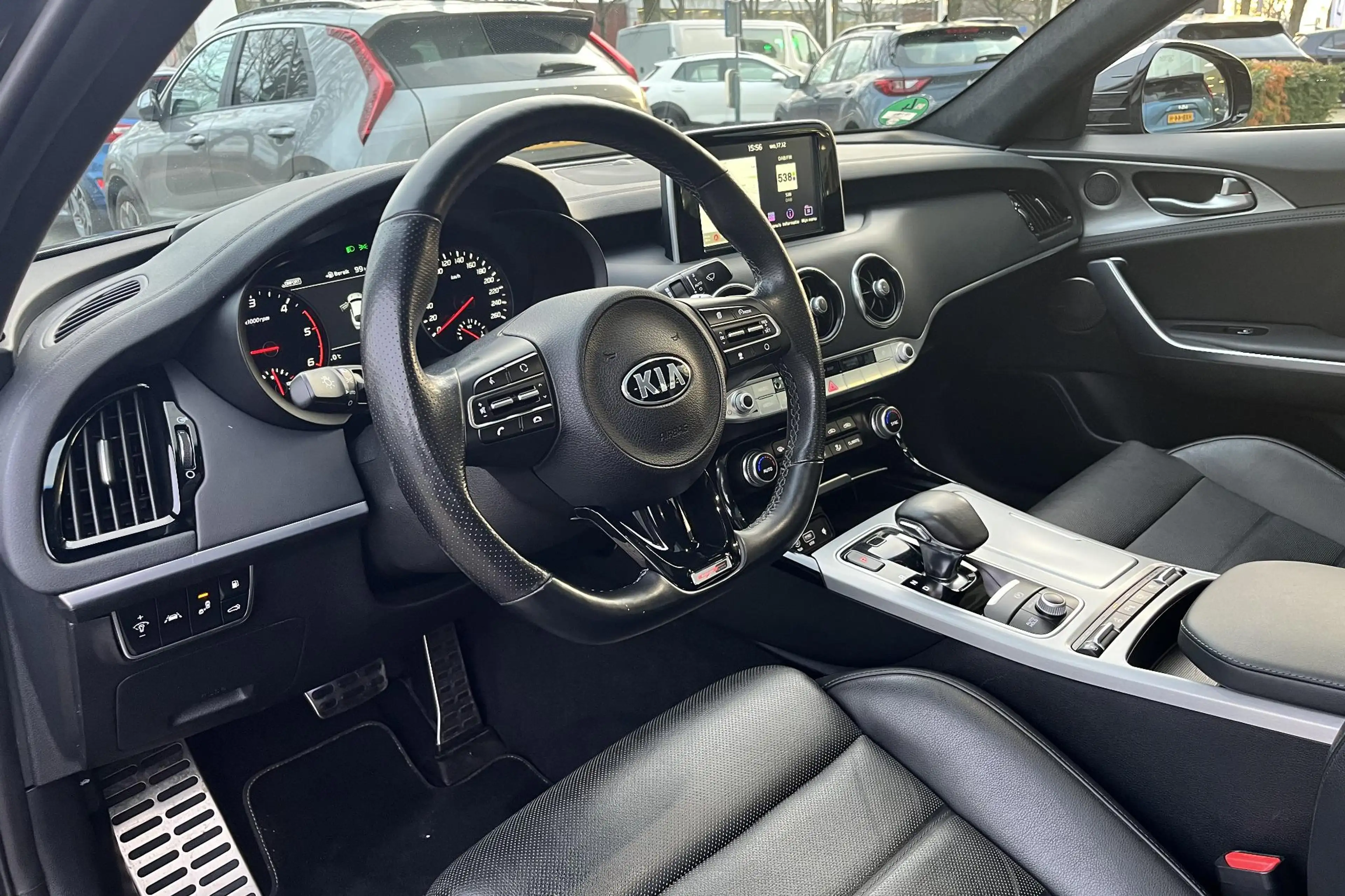 Kia Stinger 2.2 CRDi GT-Line — photo 14