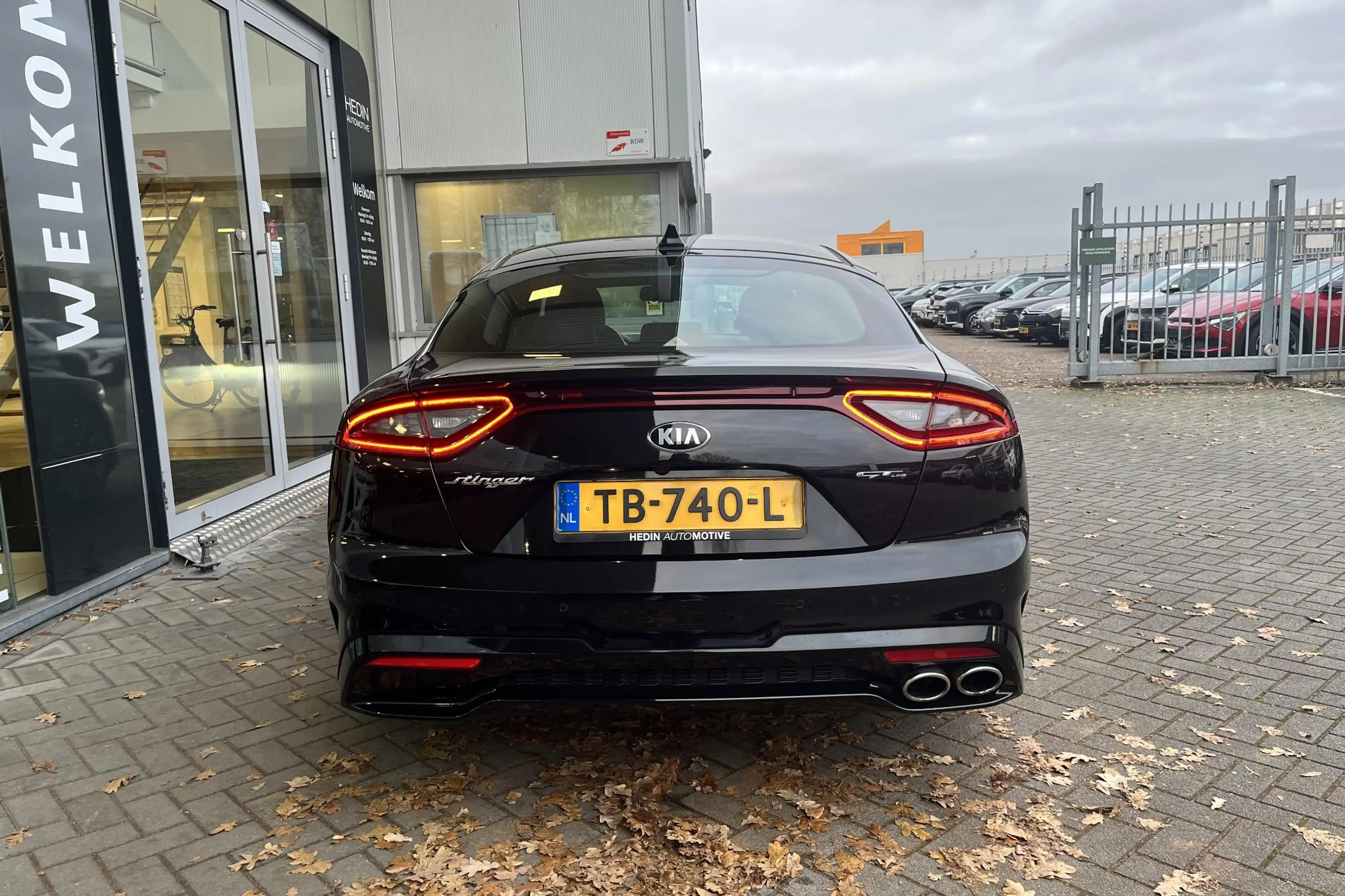 Kia Stinger 2.2 CRDi GT-Line — photo 9