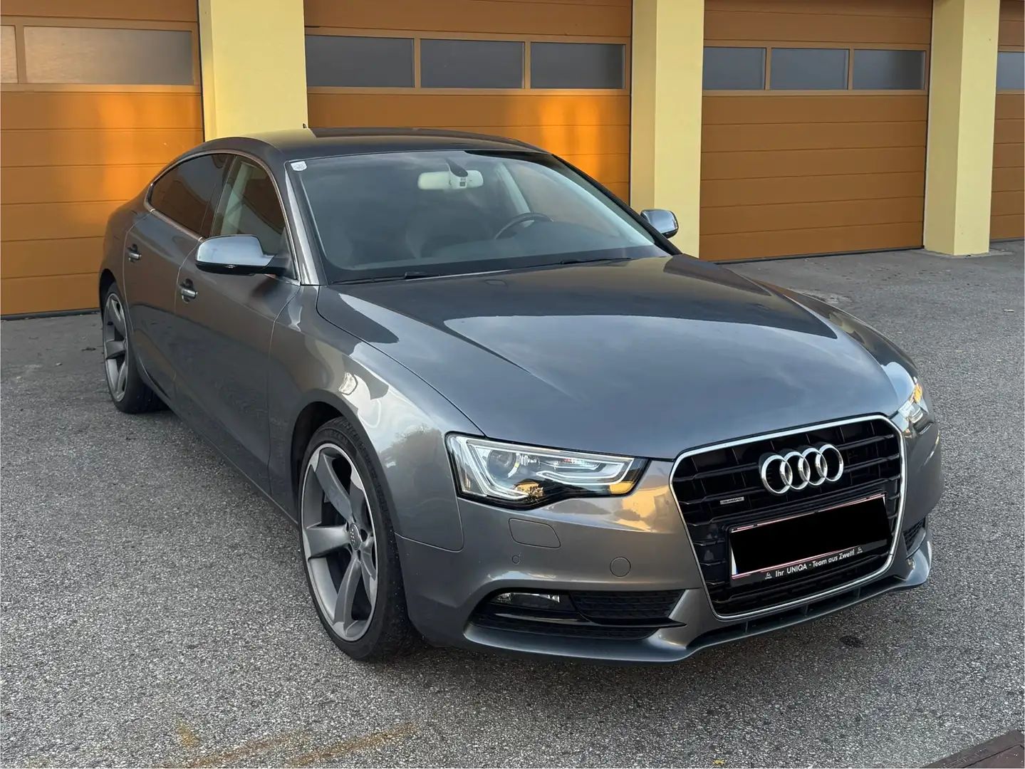 Audi A5 SB 2,0 TDI quattro Sport DPF S-tronic Grau - 2