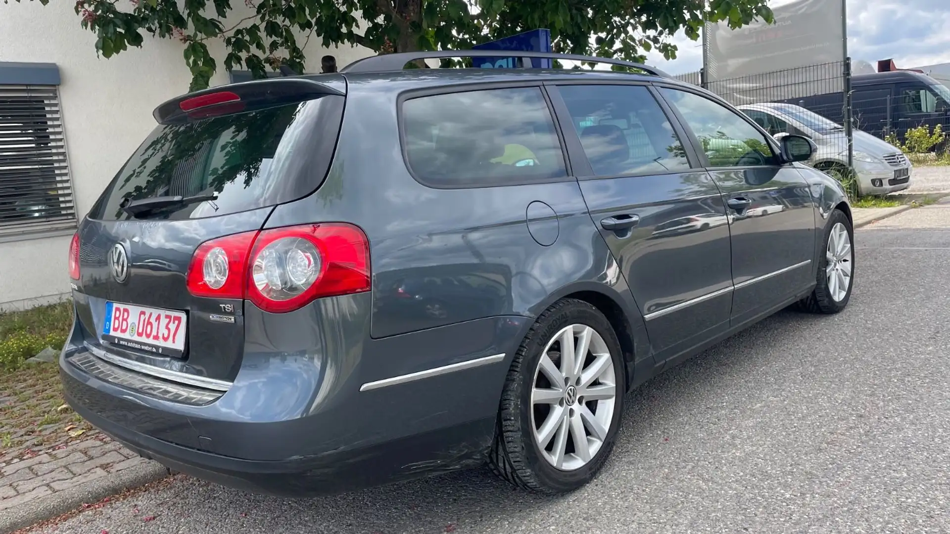 Volkswagen Passat Variant e-AHK-SHZ-Panorama-EUR 5 Gris - 2