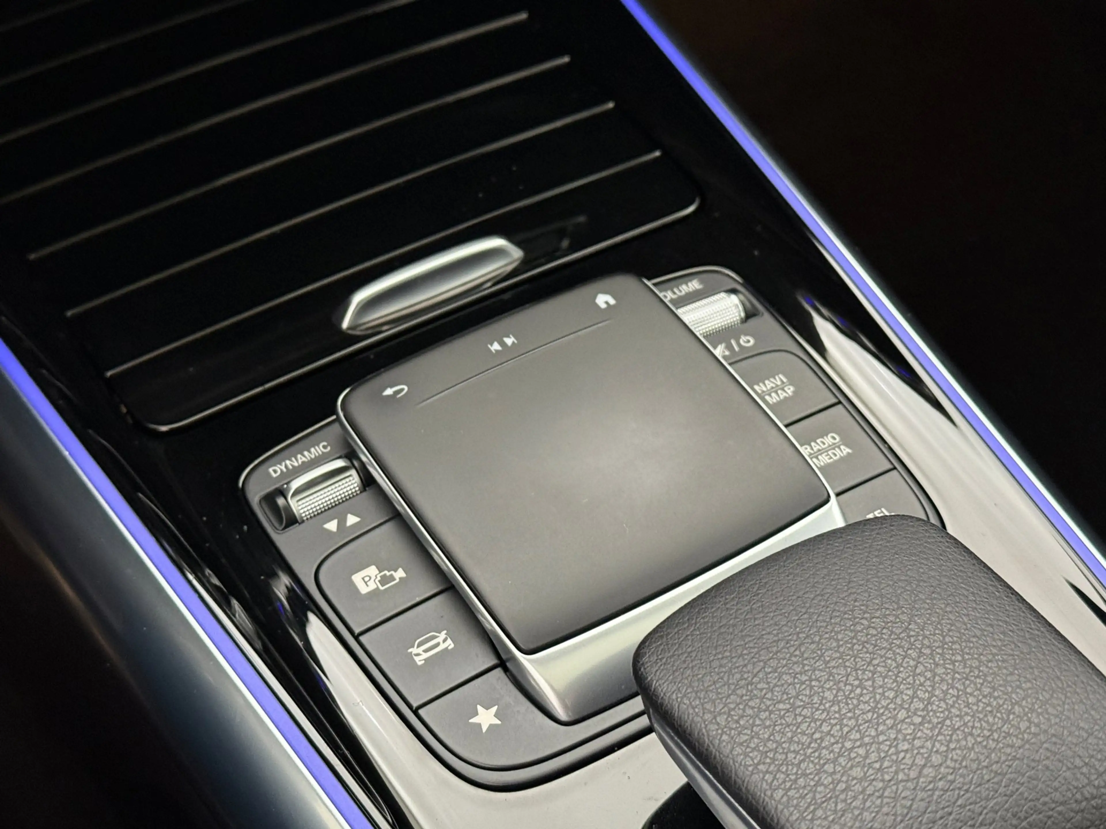 Mercedes-Benz B 220 4MATIC | Automaat | Adaptive cruise | Navigatie | — photo 23