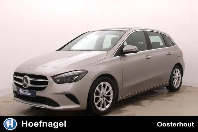 Mercedes-Benz B 220 4MATIC | Automaat | Adaptive cruise | Navigatie |