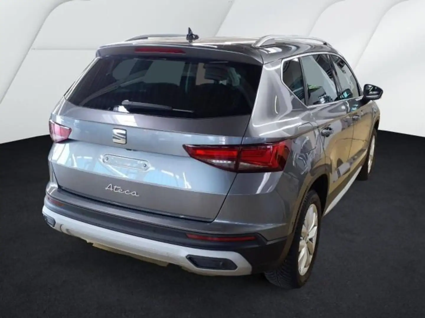 SEAT Ateca (KHP)(08.2020->) Xperience Grau - 2