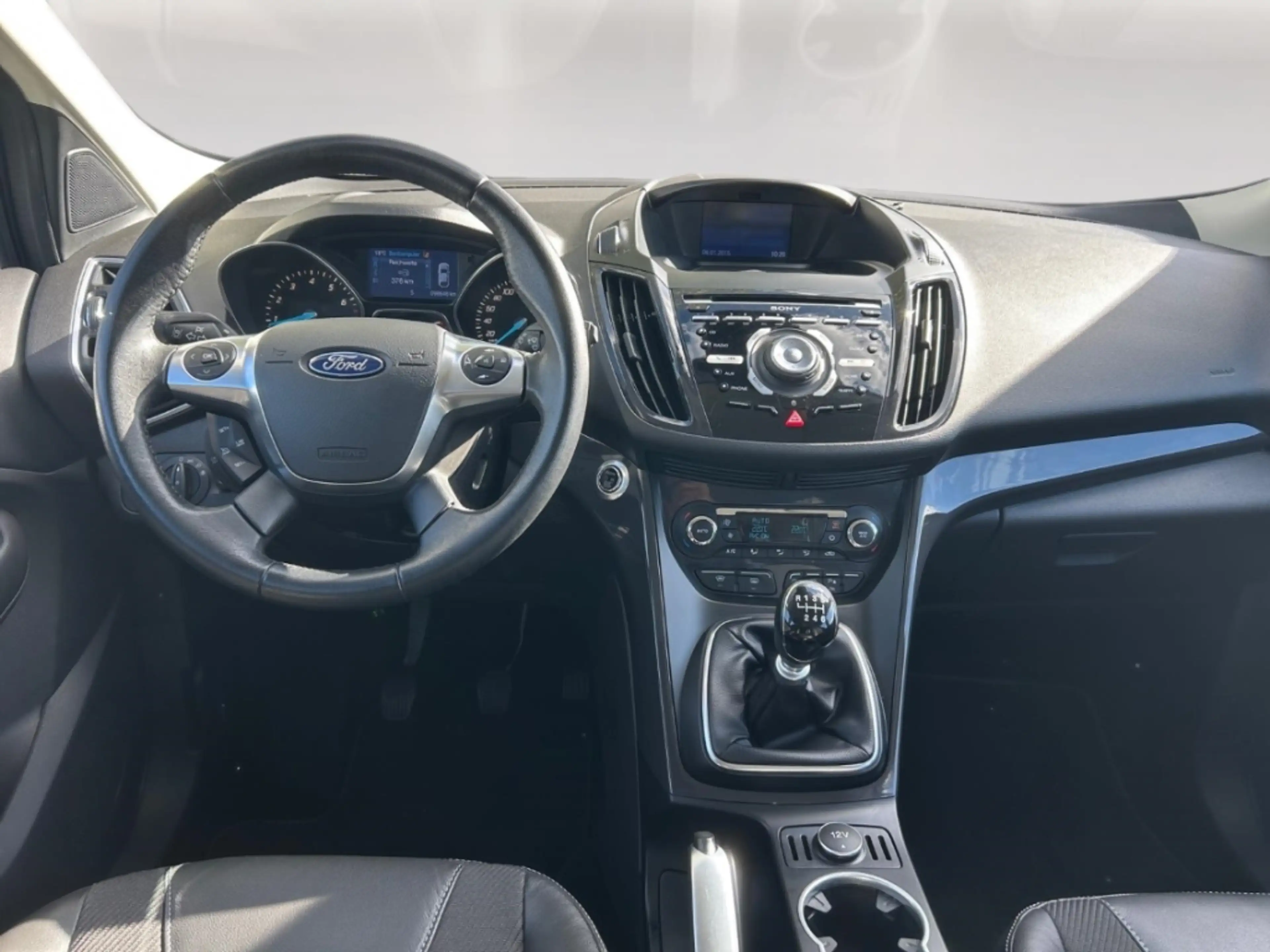 Ford Kuga Titanium+AHK+Kamera+BLIS+Navi+Klima+CD — photo 21