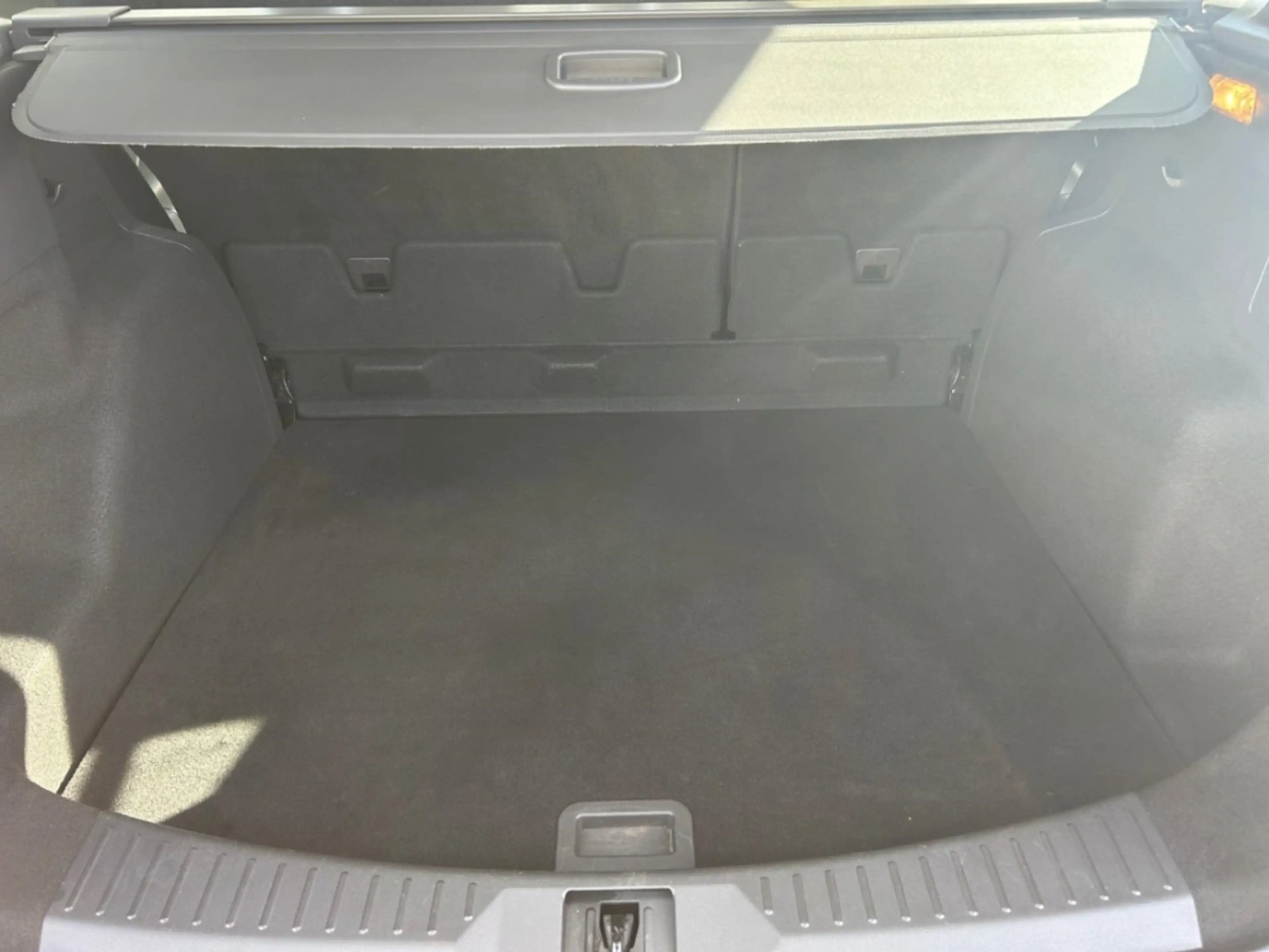 Ford Kuga Titanium+AHK+Kamera+BLIS+Navi+Klima+CD — photo 7