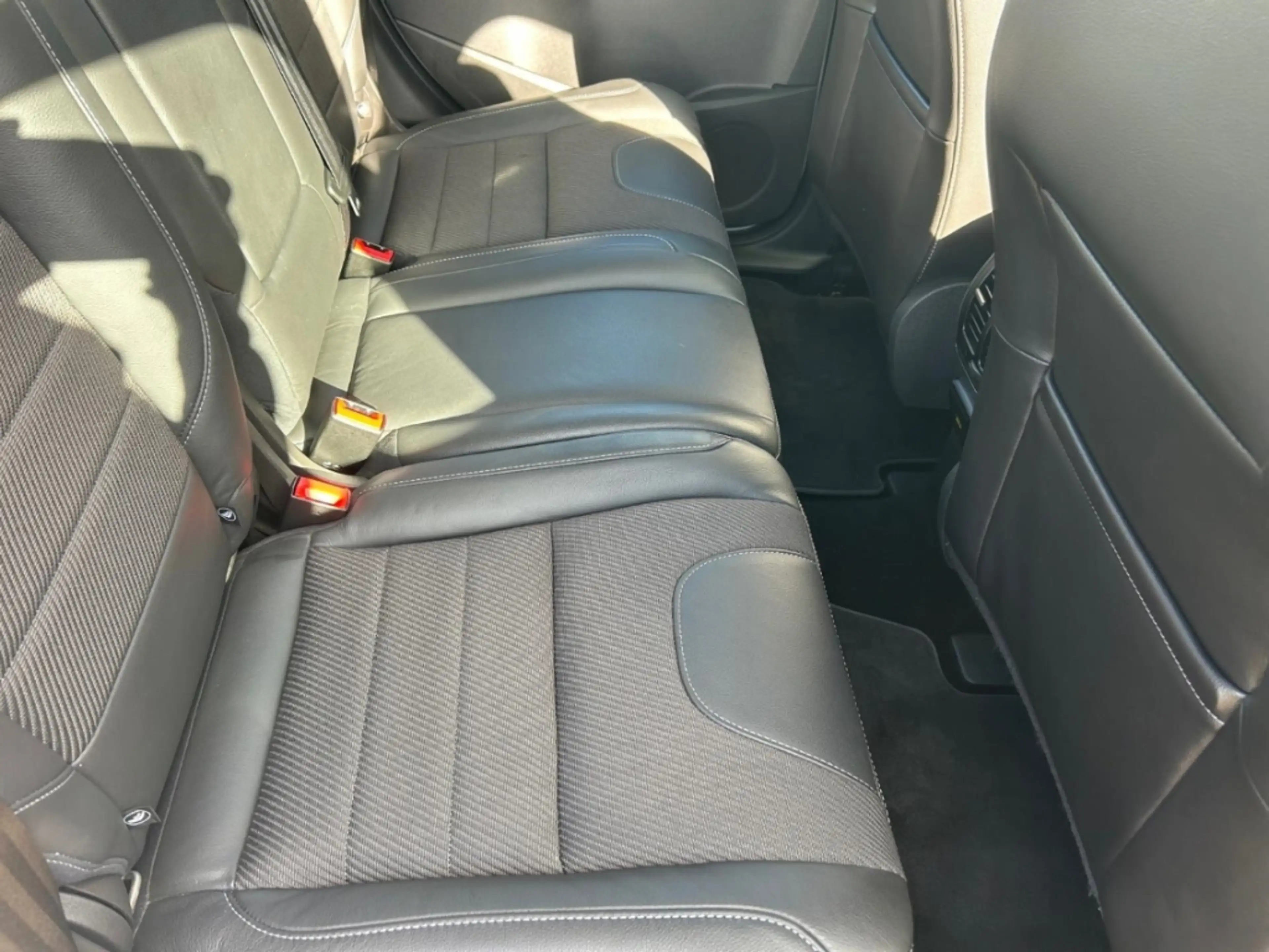 Ford Kuga Titanium+AHK+Kamera+BLIS+Navi+Klima+CD — photo 22