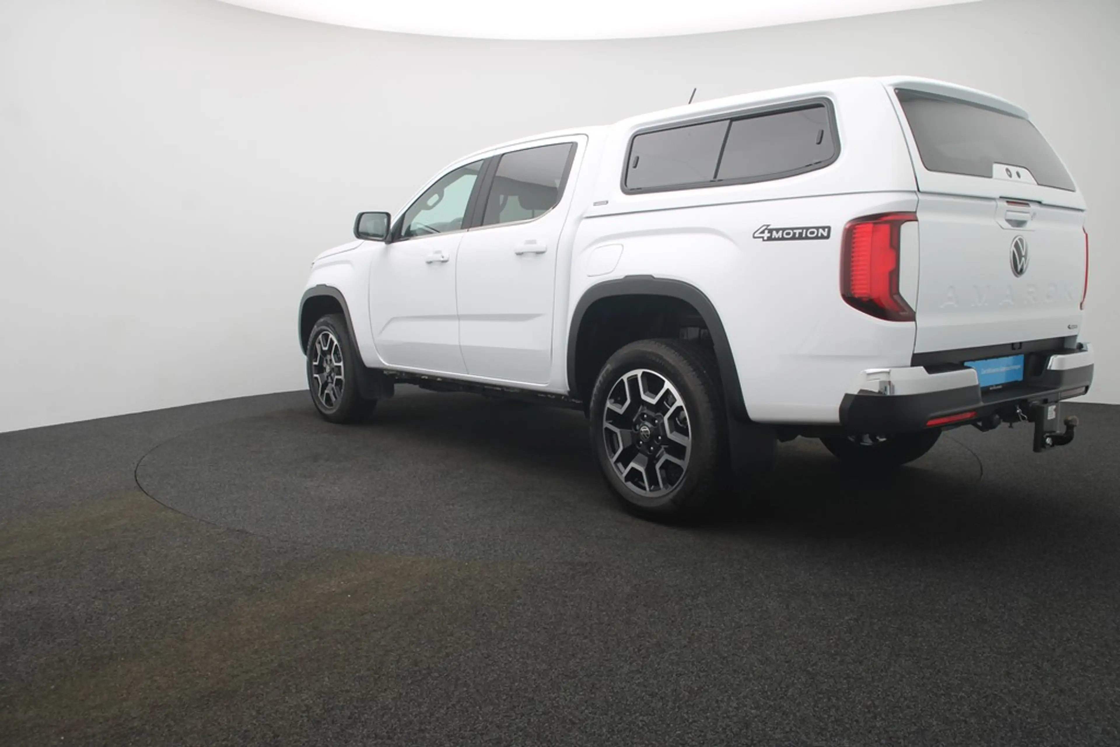 Volkswagen Amarok 2.0 TDI 4Motion Style Matrix Navi ACC — photo 3