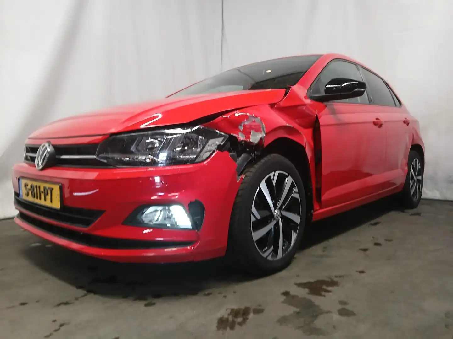Volkswagen Polo 1.0 MPI Trendline SCHADEAUTO!! Rood - 2