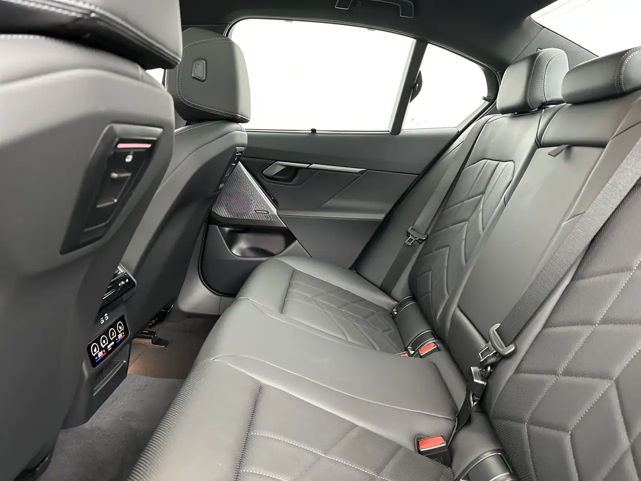 BMW i5 2026 — фото 15