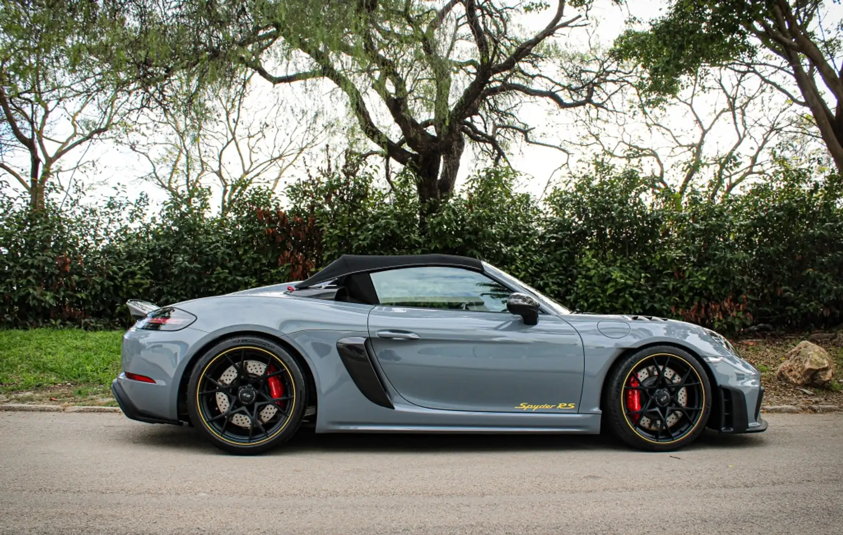Porsche 718 Spyder RS PDK Gris - 1