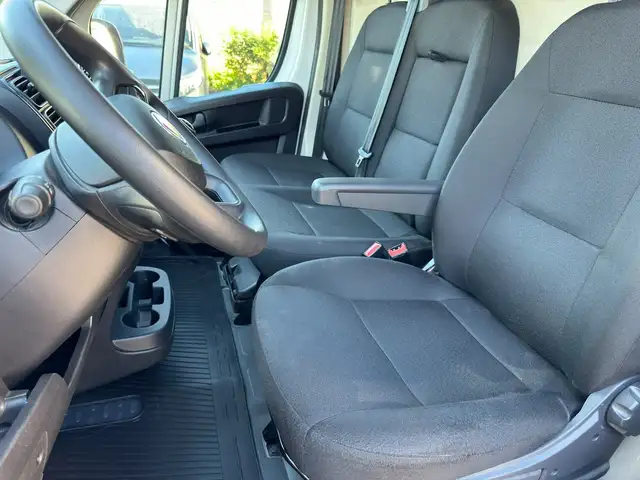 Fiat Ducato view 18