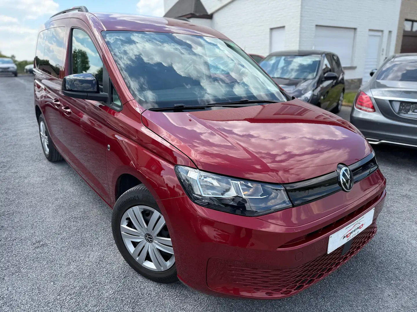 Volkswagen Caddy 2.0 TDi Style 5pl. applecarplay 12 Maanden Rouge - 1