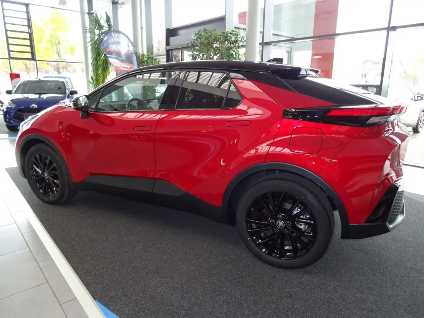 Toyota C-HR 2.0 Plug-in-Hybrid GR SPORT JBL Memory-Sitz Rot - 2