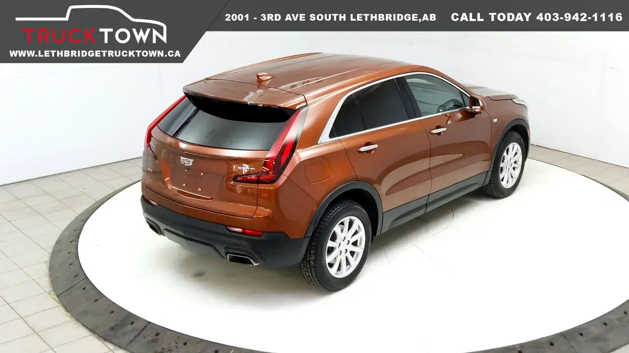 Cadillac XT4 снимка Cadillac XT4