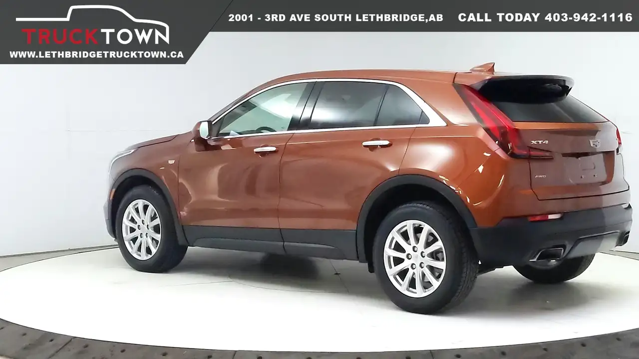 Cadillac XT4 снимка Cadillac XT4