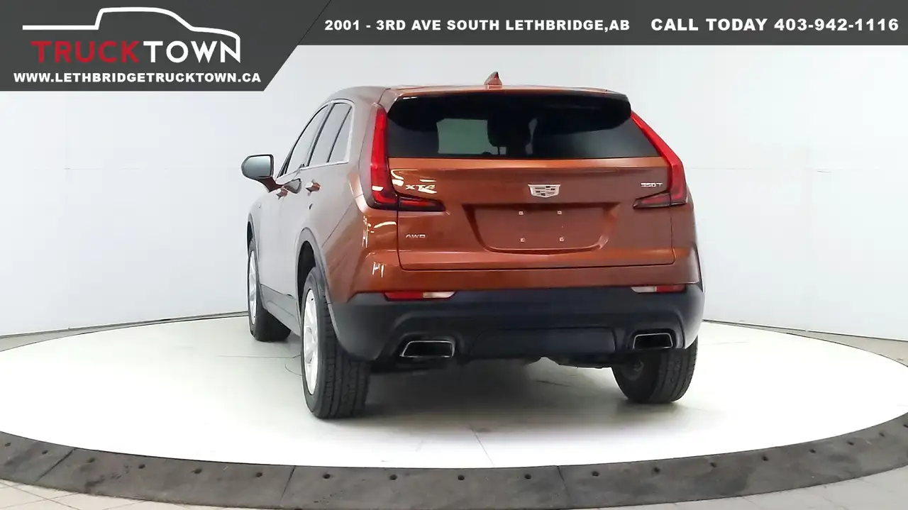 Cadillac XT4 снимка Cadillac XT4