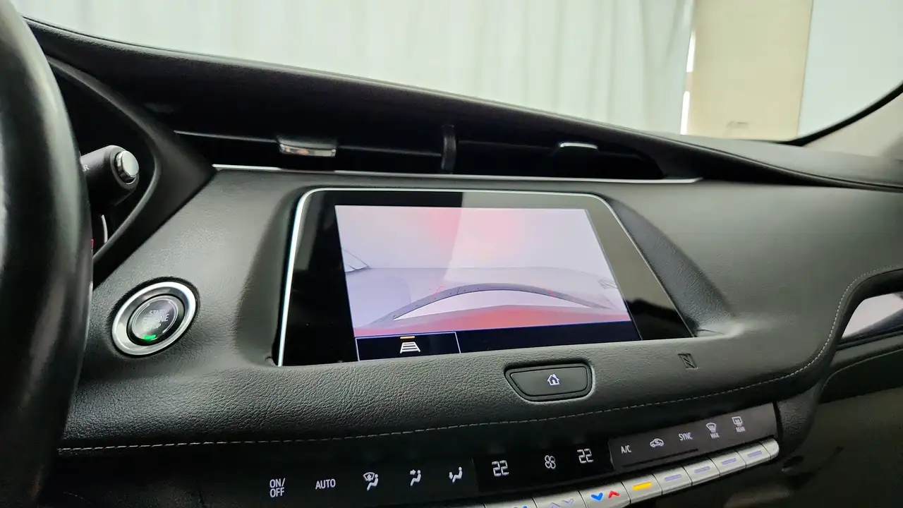 Cadillac XT4 снимка Cadillac XT4