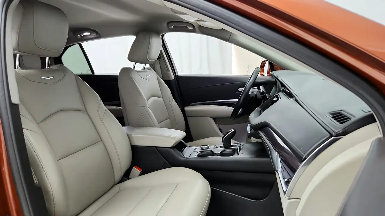 Cadillac XT4 снимка Cadillac XT4