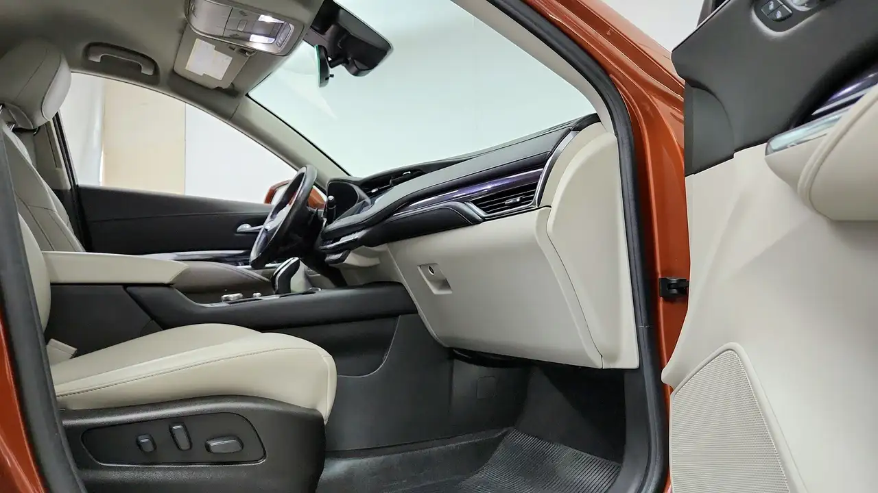 Cadillac XT4 снимка Cadillac XT4
