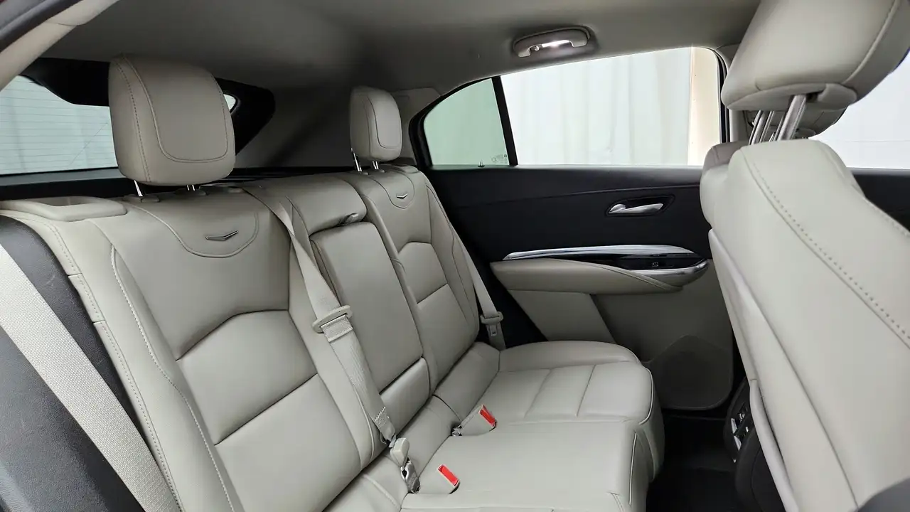 Cadillac XT4 снимка Cadillac XT4