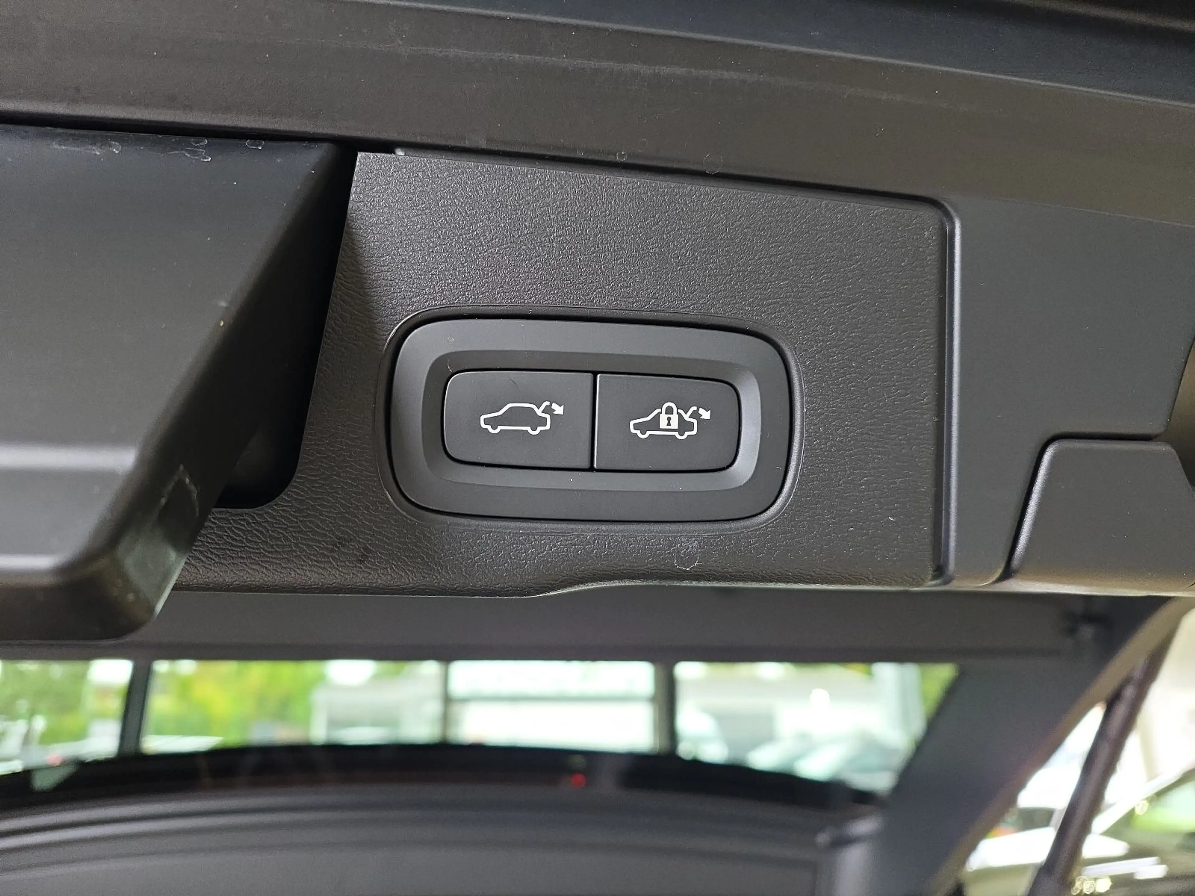 Volvo XC60 T8 Plus Black Edition Recharge AWD 360° H/K — photo 15