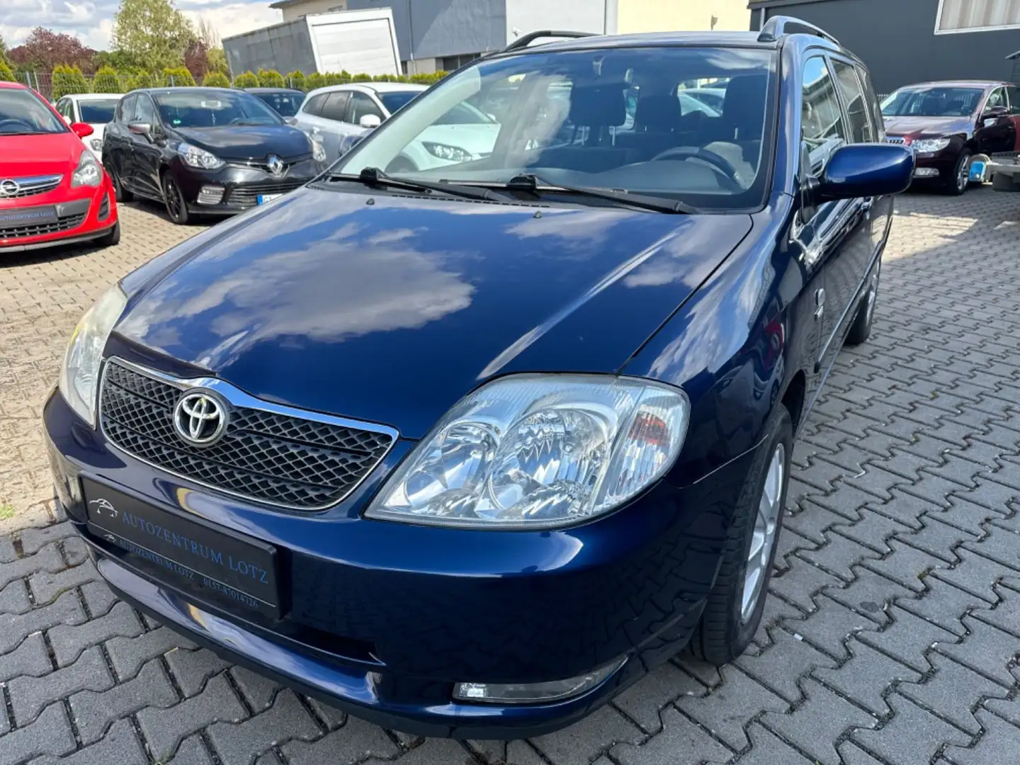 Toyota Corolla Kombi 1.6 Sol Blau - 1