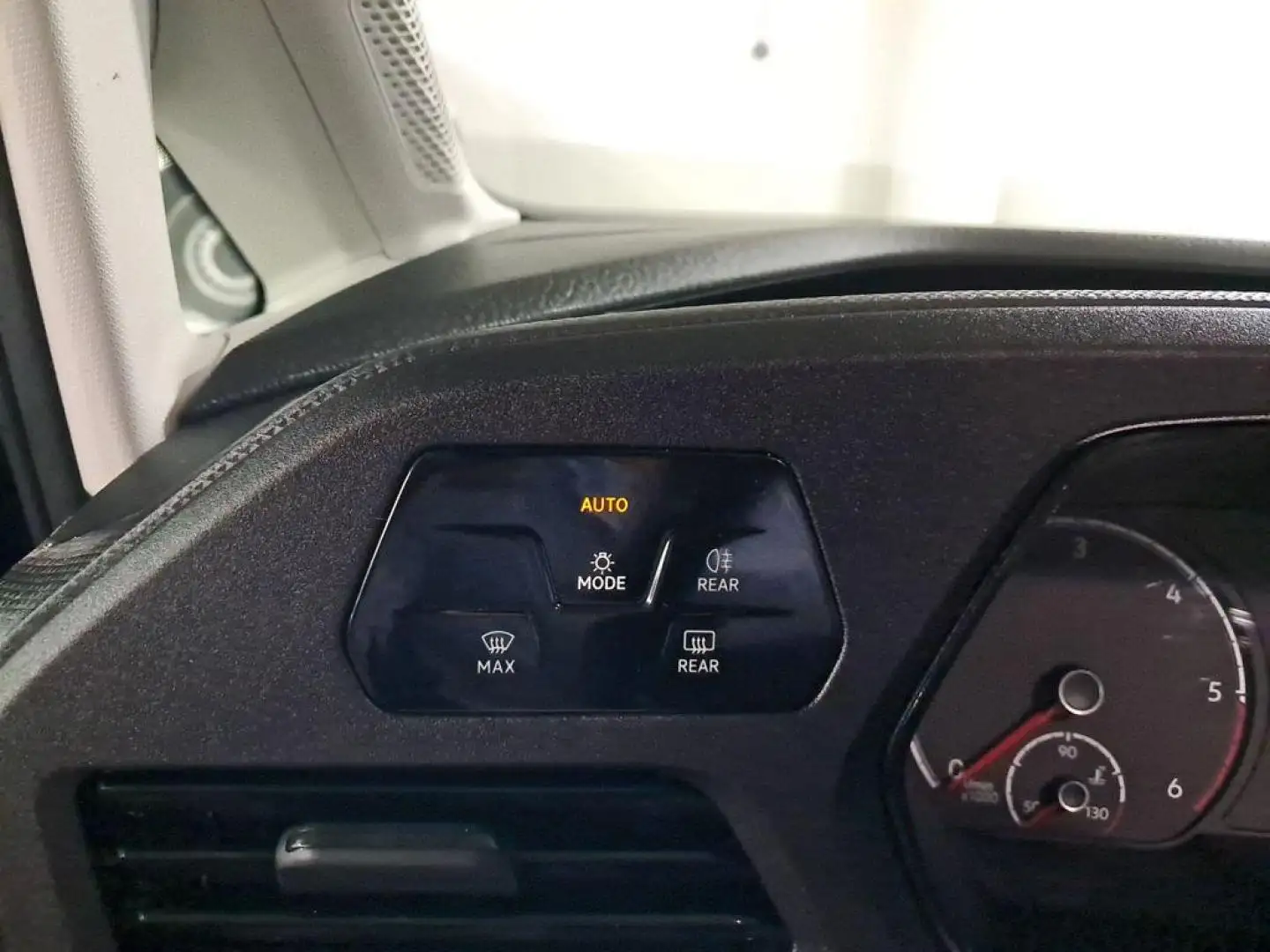 Volkswagen Caddy Maxi Origin 2.0 TDI 75 kW (102 CV) Gris - 2