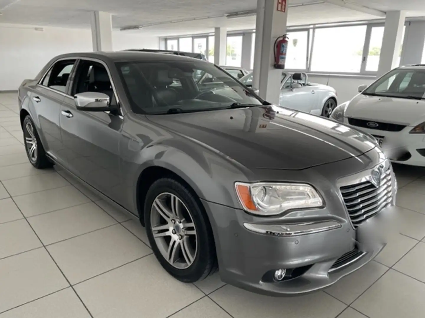 Lancia Thema 3.0Mjt Platinum Aut. Gris - 1
