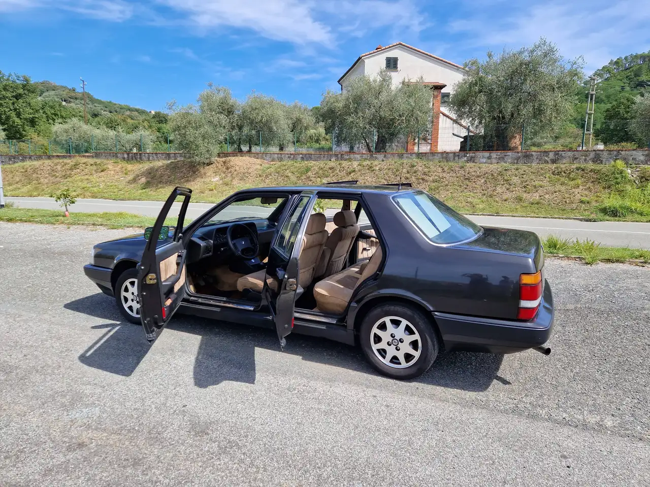 Lancia Thema 2.4 tds, foto 2