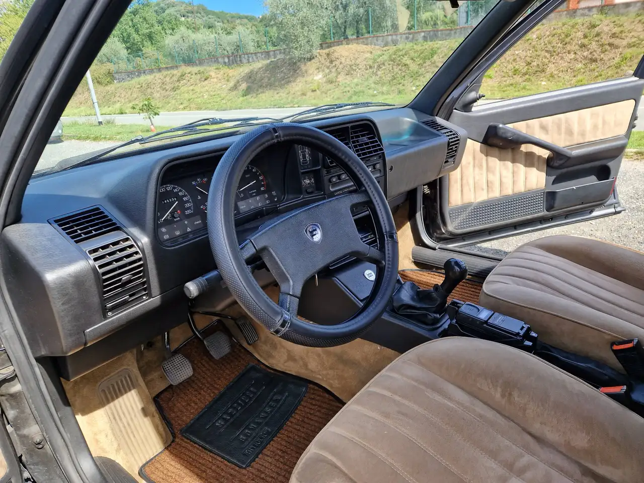 Lancia Thema 2.4 tds, foto 8