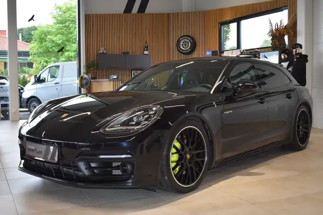 Porsche Panamera 4 E-H //Sport Turinsmo //PPF //Sport Chrono Ansicht 4