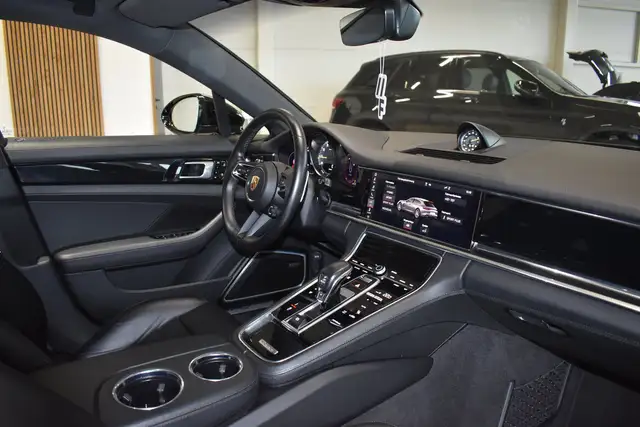 Porsche Panamera 4 E-H //Sport Turinsmo //PPF //Sport Chrono Ansicht 26