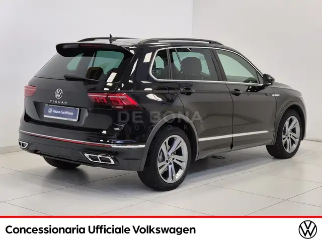 Volkswagen Tiguan view 5