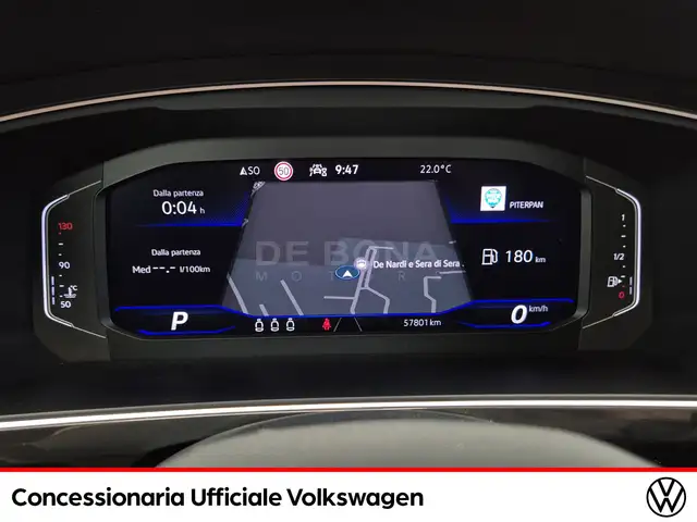 Volkswagen Tiguan view 12