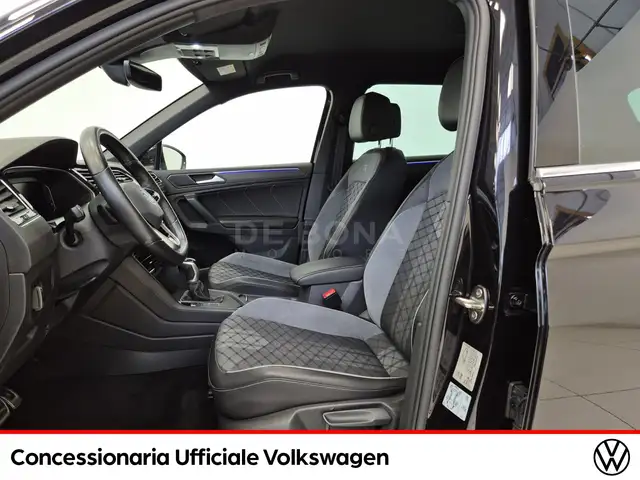 Volkswagen Tiguan view 8