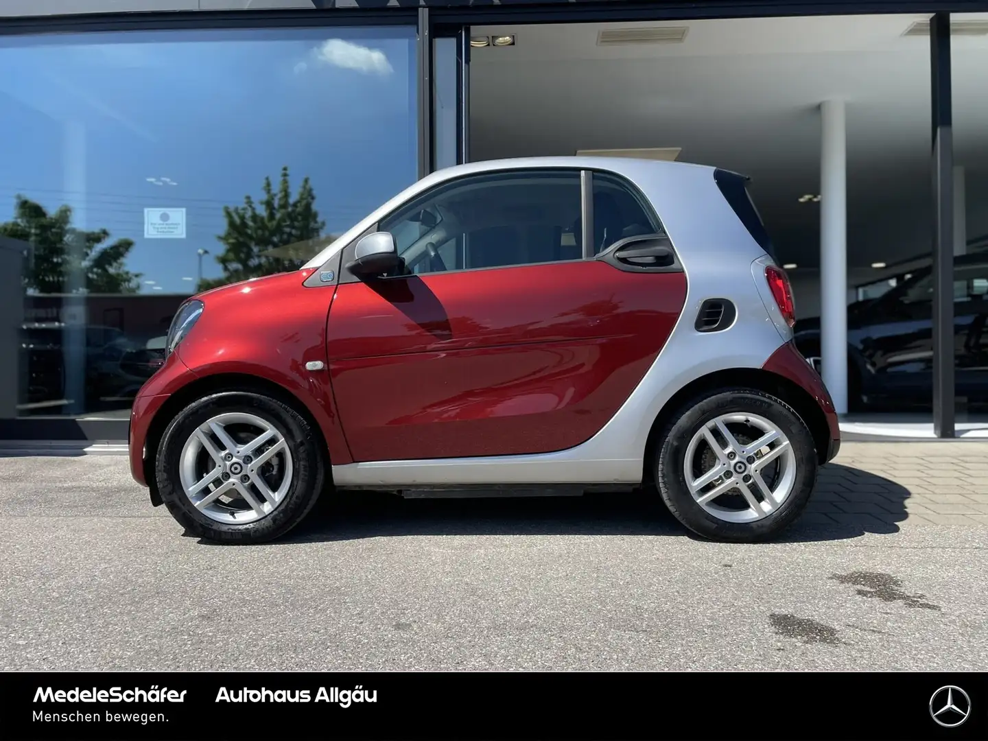 smart forTwo fortwo EQ Passion 22KW-Lader Plus Winter LED Rot - 2