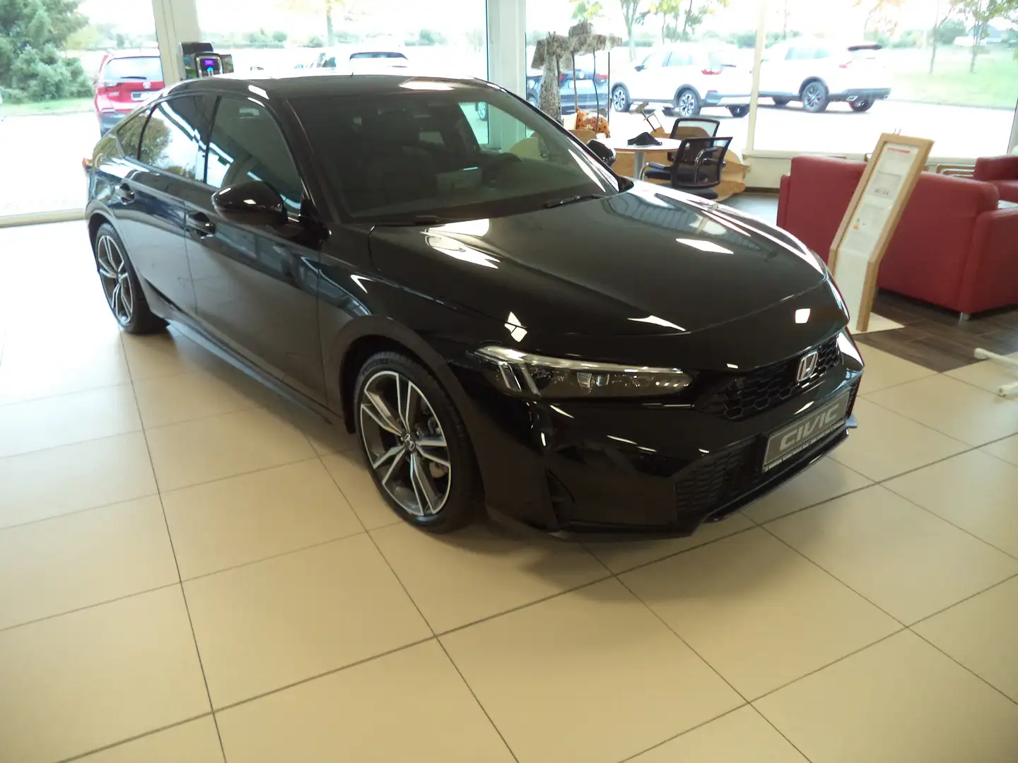 Honda Civic e:HEV Advance Noir - 1