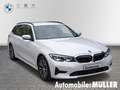 BMW 320 d xDrive Touring*RFK*AHK*HuD*Sportsitz* bijela - thumbnail 8