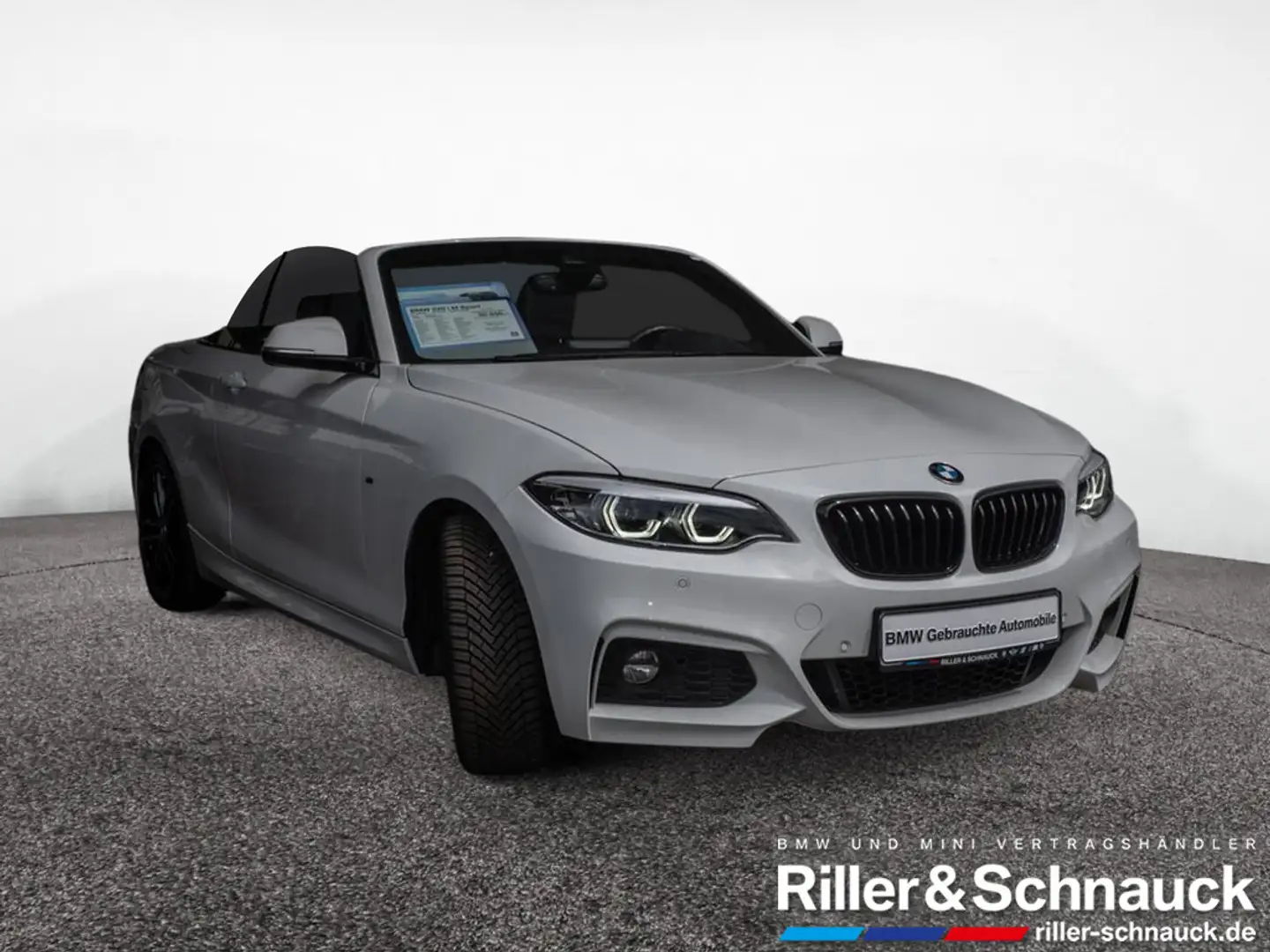 BMW 220 i Cabrio M-Sport LED+NAVI+H/K+KAM+KEYLESS+ White - 2