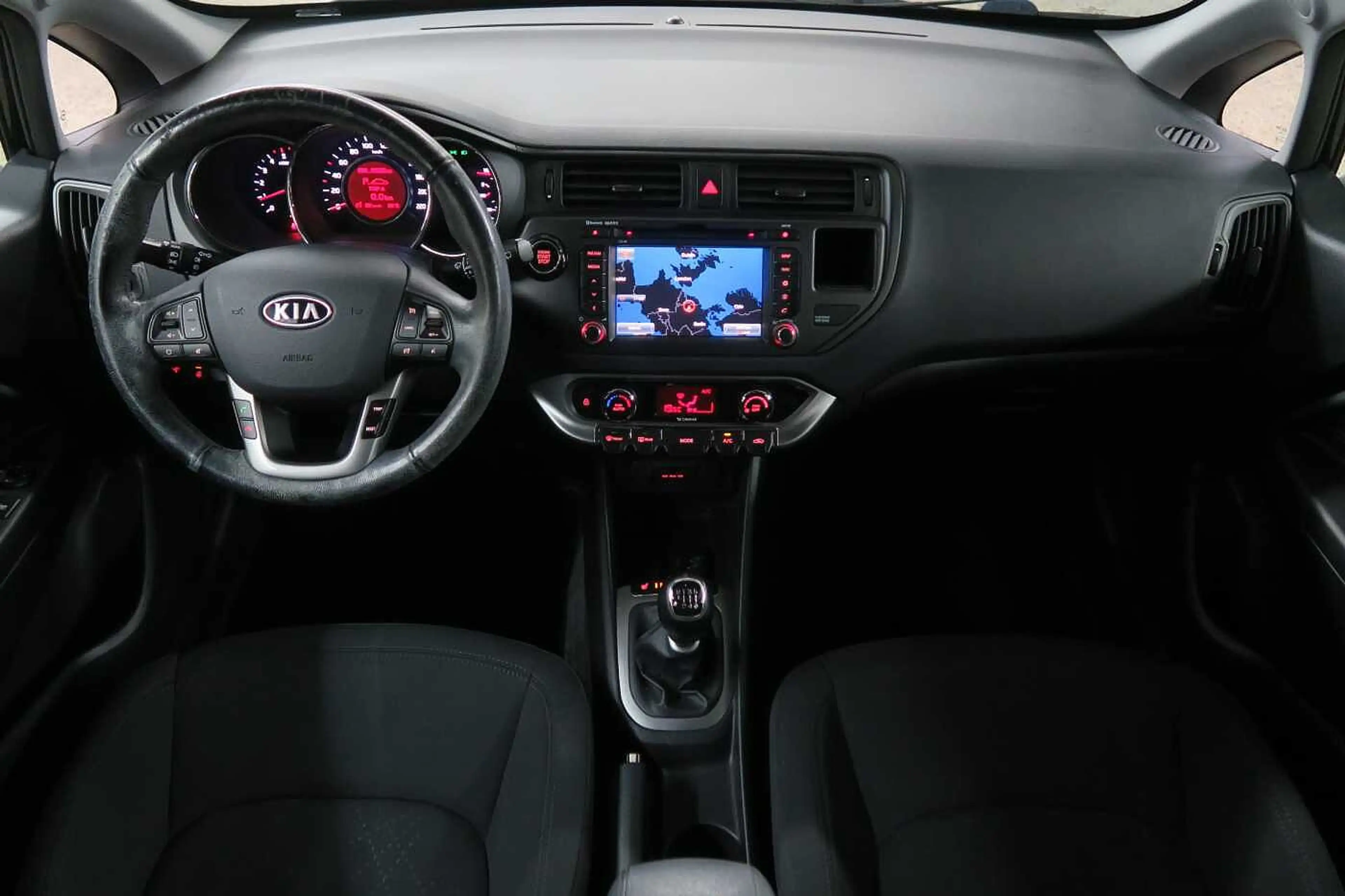 Kia Rio 1.4 CRDI Spirit! NAVI-TEMPOMAT-SITZHEIZUNG — photo 14