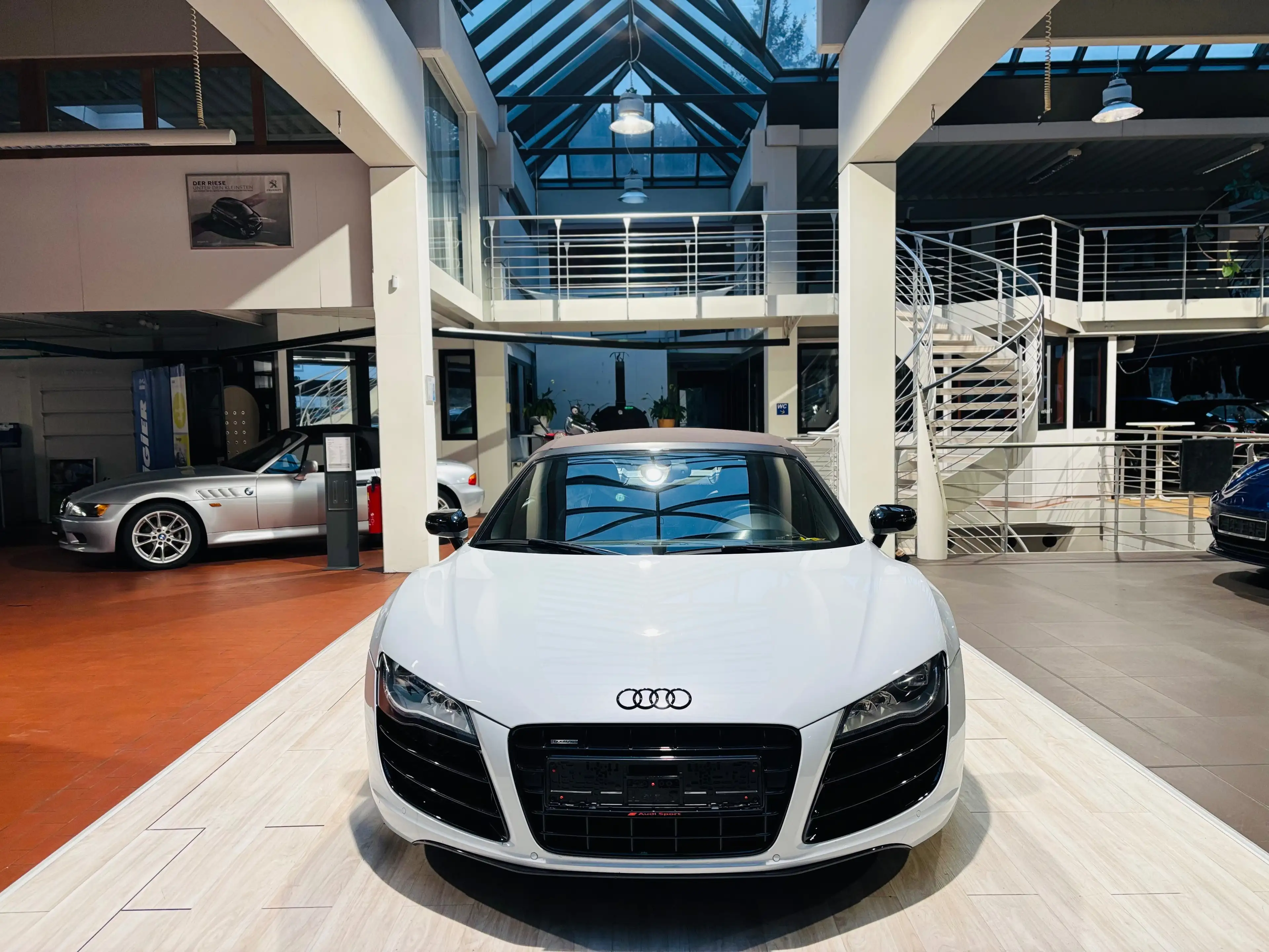 Audi R8 5.2 FSI quattro V10 Spyder|Exklusive Farbkombi|B&O — photo 9