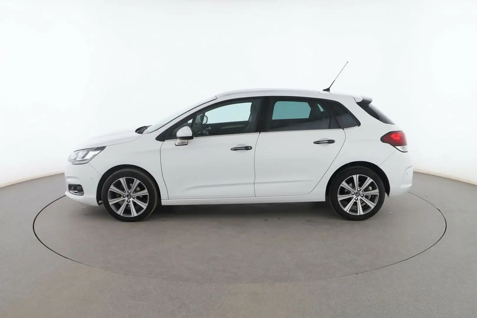 Citroen C4 1.6 Blue-HDi Shine Blanco - 2