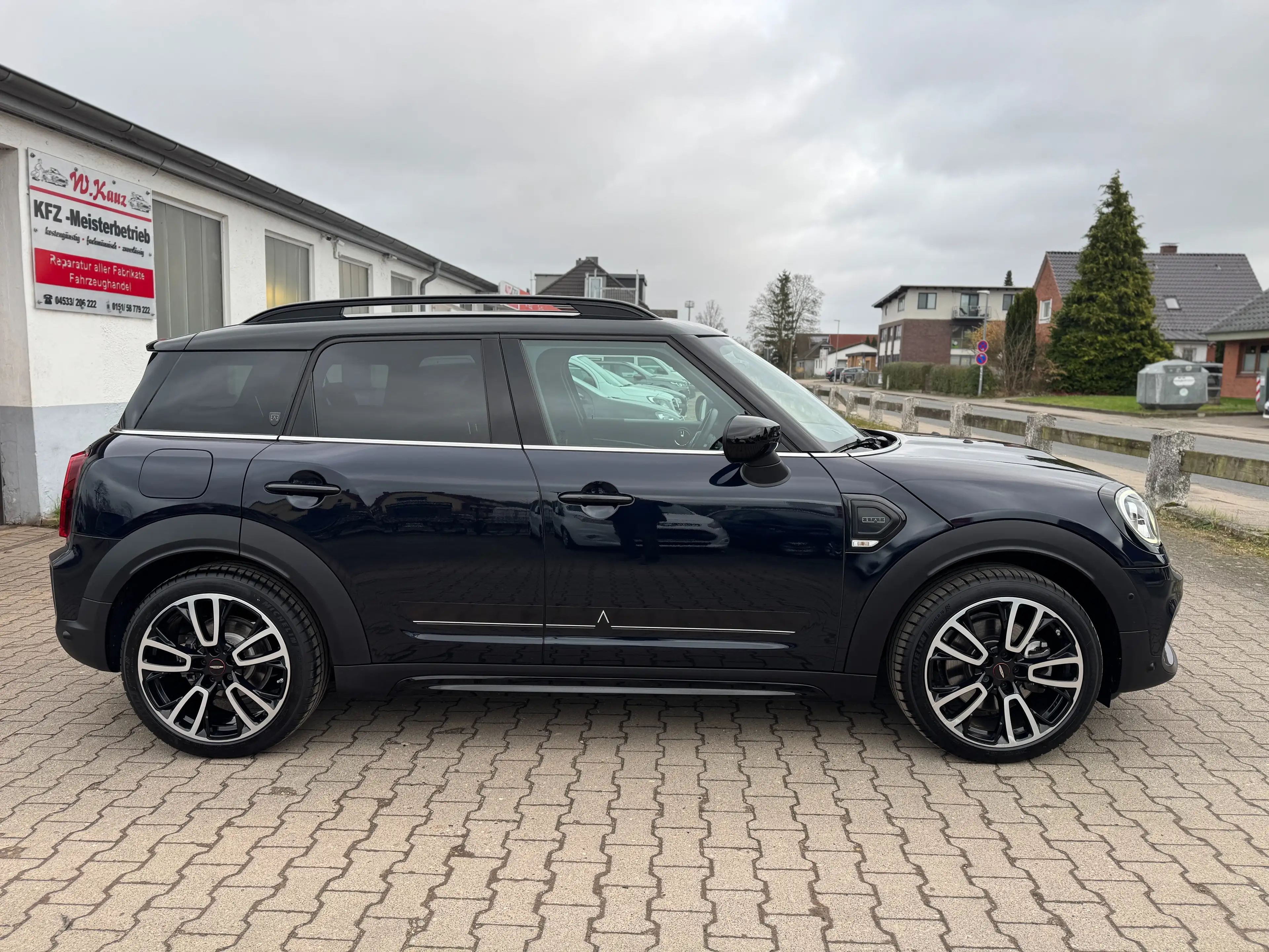 MINI Cooper S Countryman Cooper S John Cooper Works Trim All4 Standheizung — photo 7