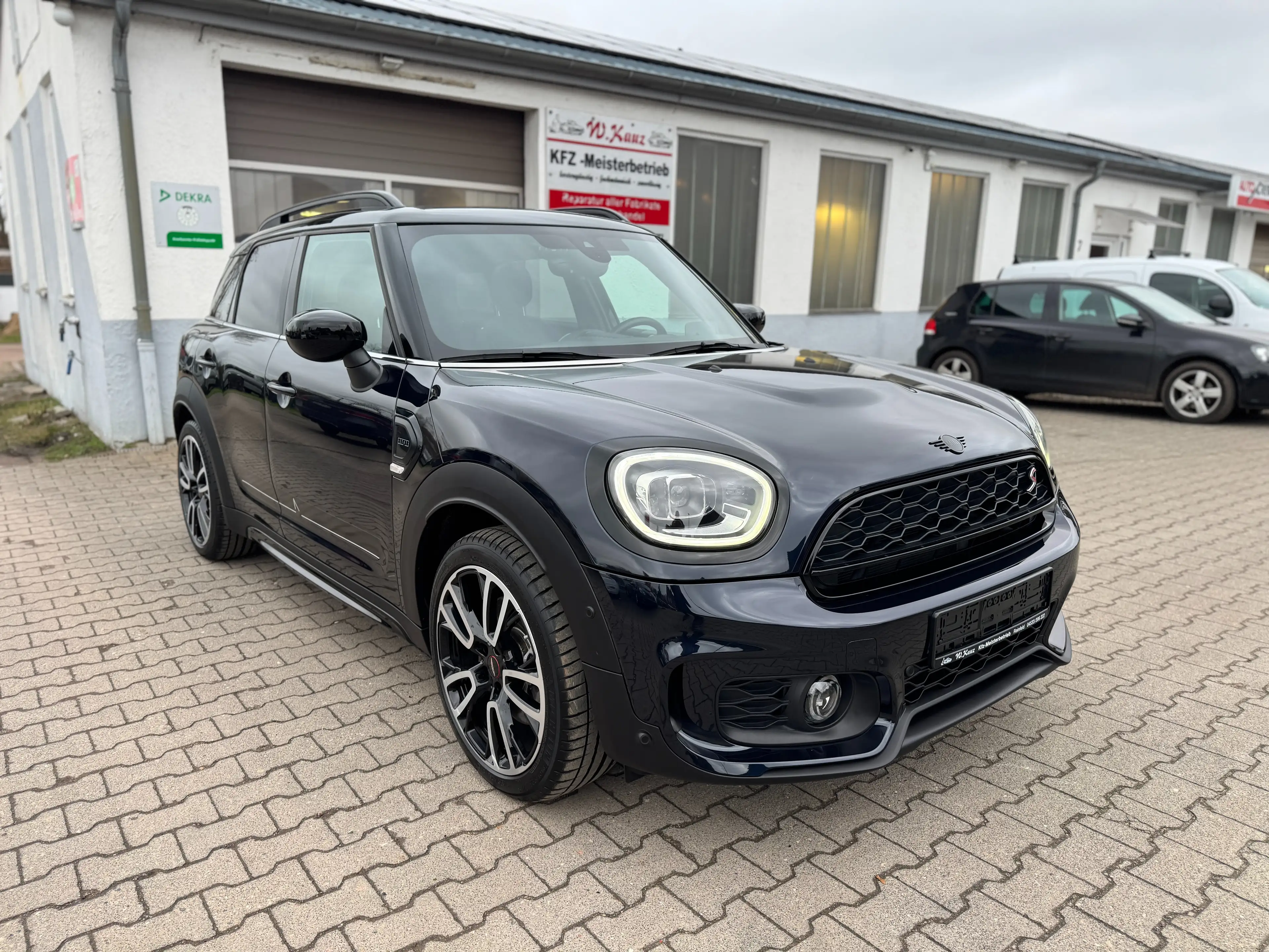 MINI Cooper S Countryman Cooper S John Cooper Works Trim All4 Standheizung — photo 3