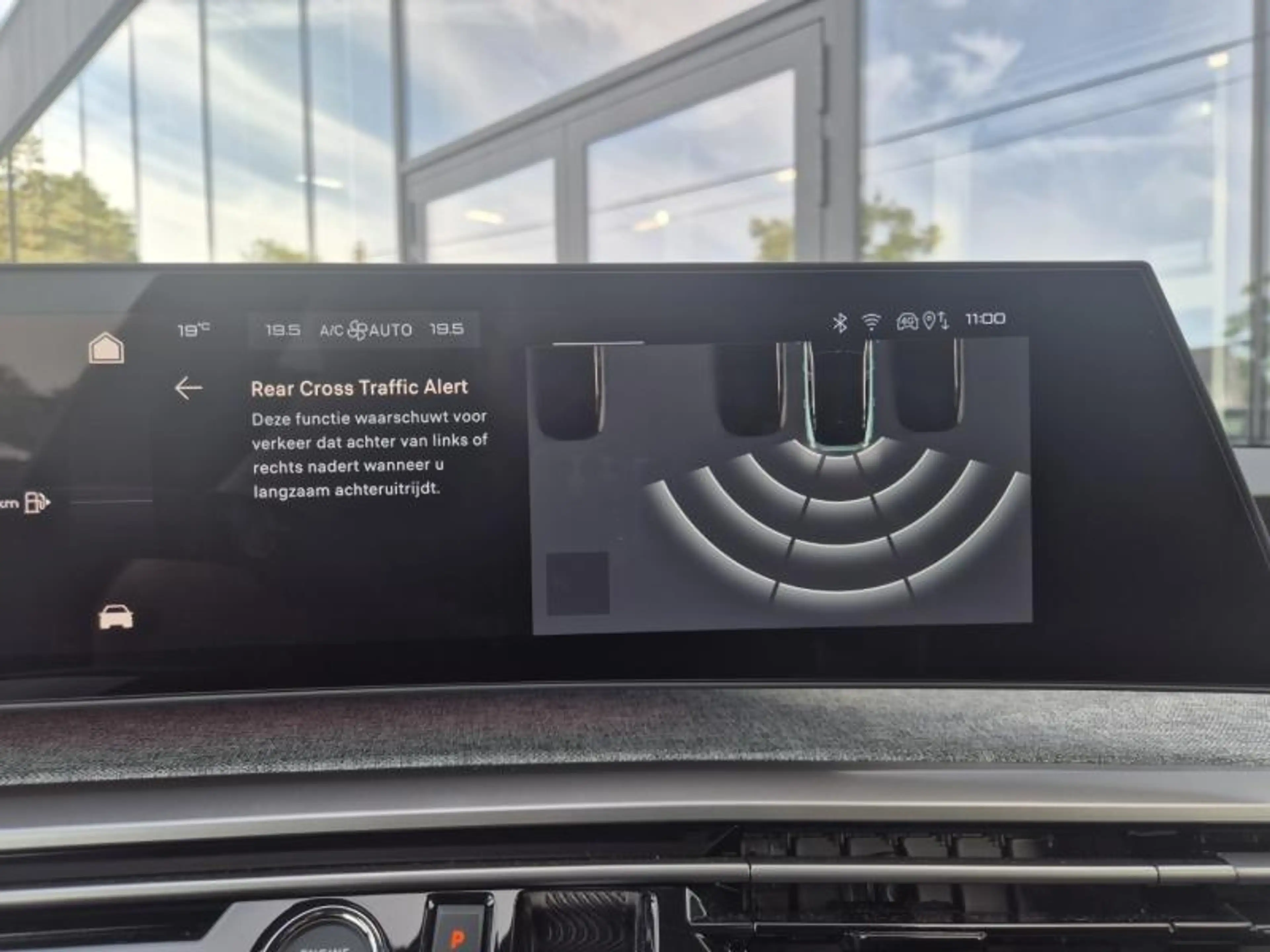 Peugeot 3008 MHEV/NAVI/KEYLESS/CAMERA 360 ALLURE — photo 9
