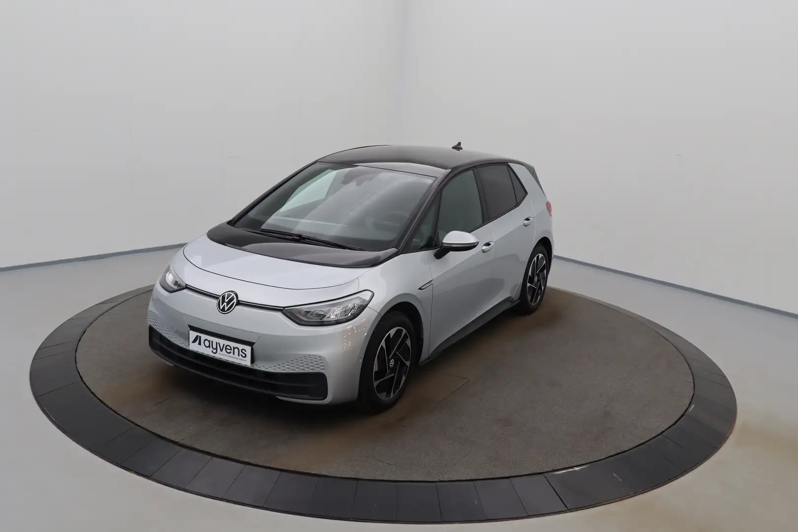 Volkswagen ID.3 62 kWh Active Pro Performance LED GPS PDC CAM Keyl Argent - 1